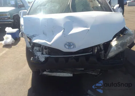 2016 Toyota Sienna Le 8 Passenger from USA, damaged, VIN 5TDKK3DC2GS726880